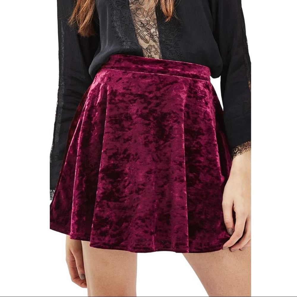 BRAND NEW Topshop Burgundy Crushed Velvet Skater Skirt Size 2